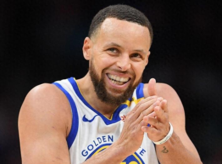 随机Ming焦点对战，字母哥与80激战TL分钟，重返赛场胜负难料！